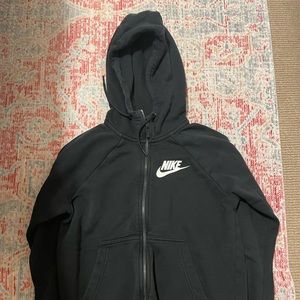 Super cute Nike zip up hoodie